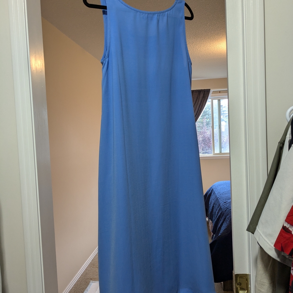 Elegant Blue Sleeveless Dress